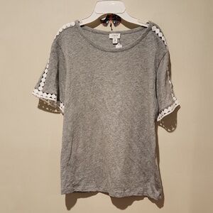 J CREW COTTON CIRCLE TRIM TEE / TOP, MEDIUM